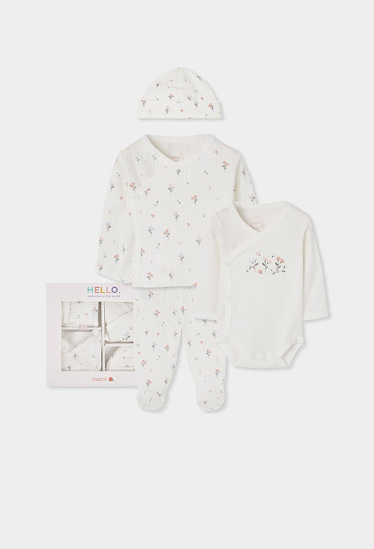 Set i bardhe me print floral me 4 pjese