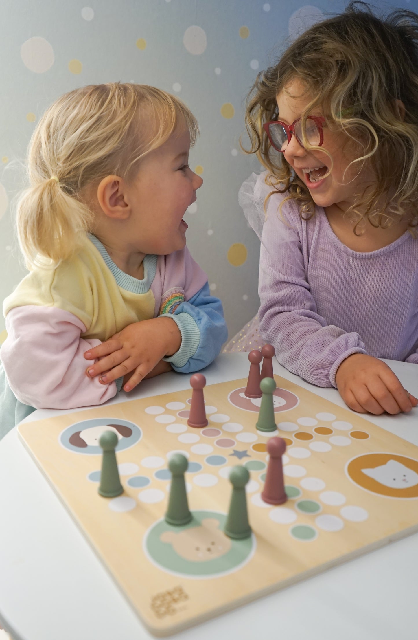 Ludo – Lojë tavoline klasike për familjen