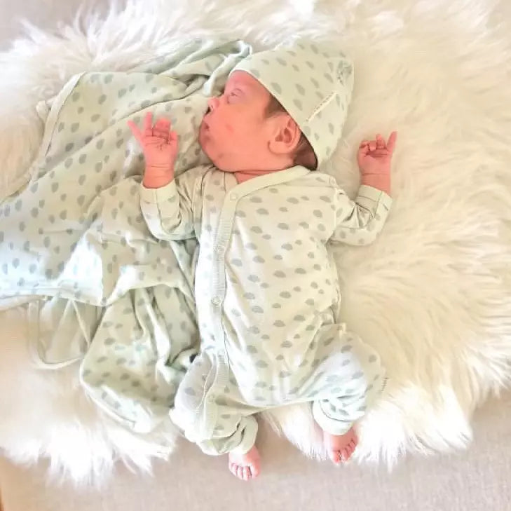 Premature bamboo suit Green cloud