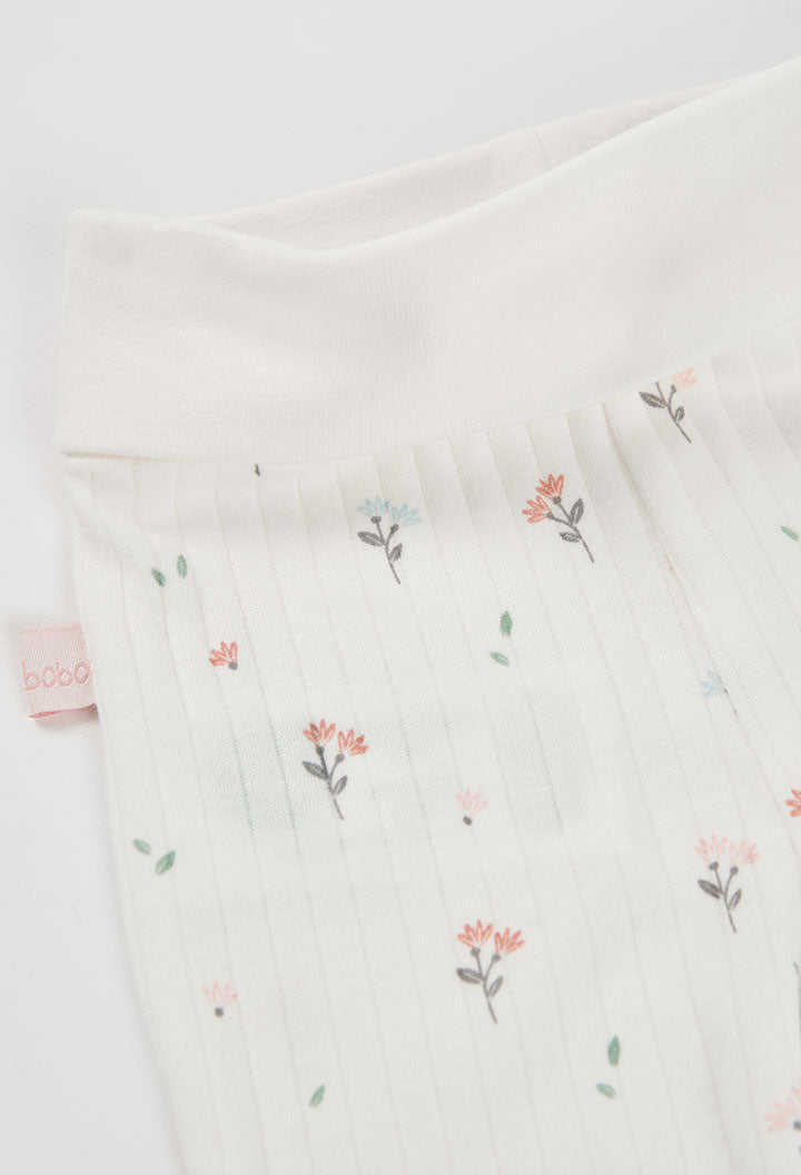 Set i bardhe me print floral me 4 pjese