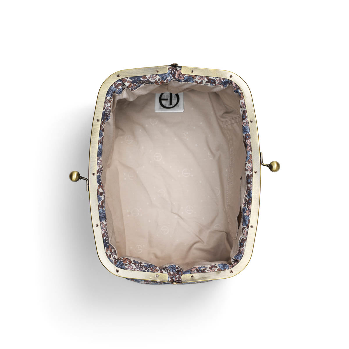 Çantë kozmetike – modeli Zip&Go