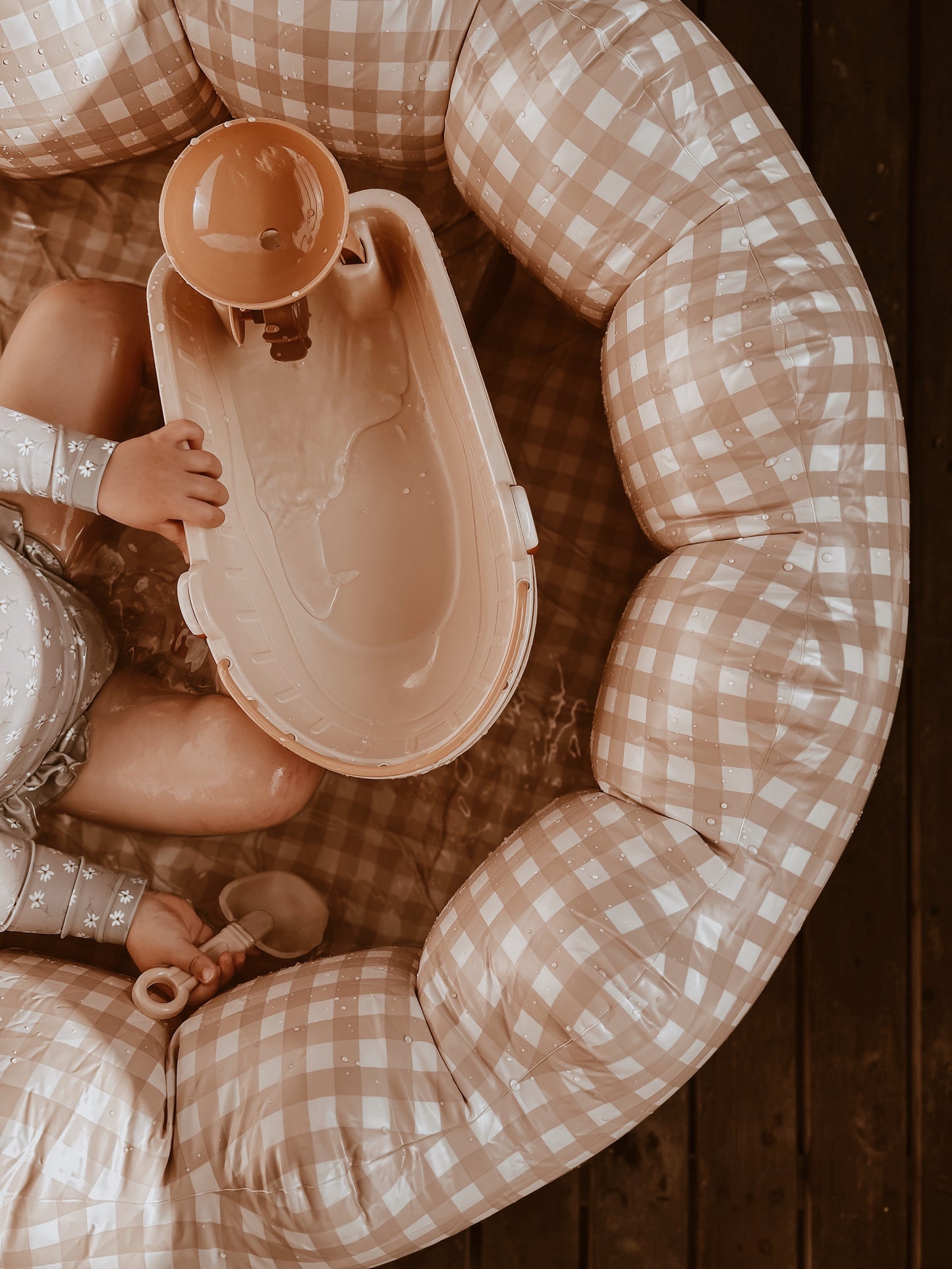 ALL ABOARD - NEUTRAL COLORS