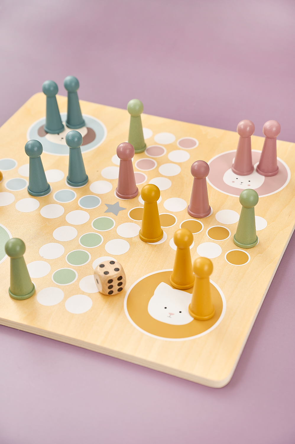 Ludo – Lojë tavoline klasike për familjen