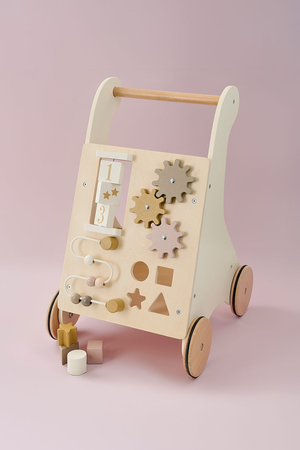 Karrocë aktiviteti për fëmijë