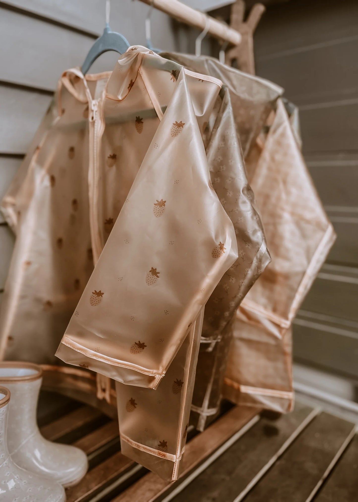 Drizzles - Rain Coats - Strawberries Mood