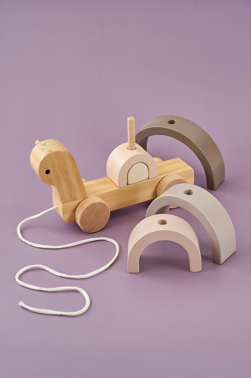 Kërmill tërheqës prej druri me ylber