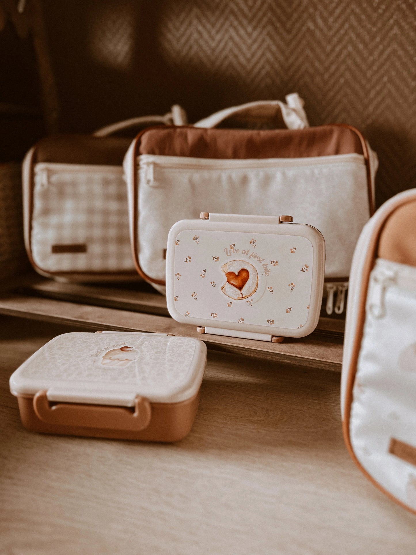 Lunch Box - Flower Buds